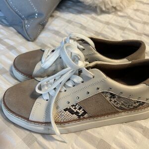 Crown Vintage Cream and Tan Snakeskin Sneakers